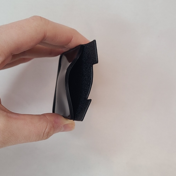 Yor Forger Phone Card Holder - Picture 5 of 5